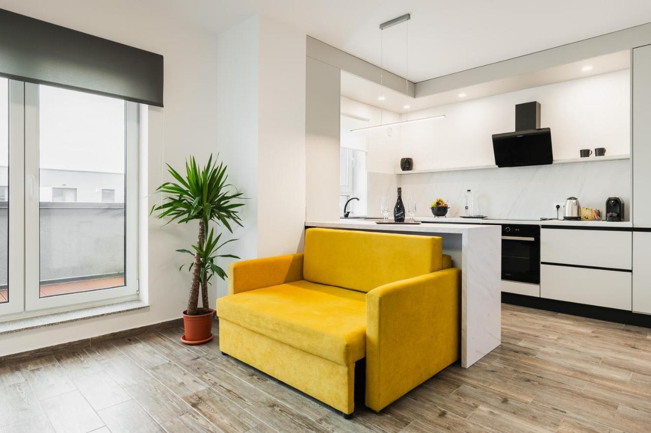 Skylark - Zurich Studio With Terrace & Mountain View บราชอฟ ภายนอก รูปภาพ