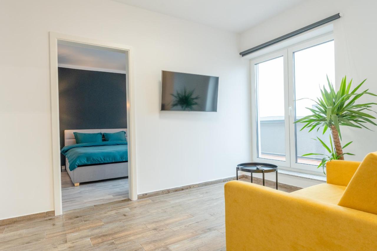 Skylark - Zurich Studio With Terrace & Mountain View บราชอฟ ภายนอก รูปภาพ